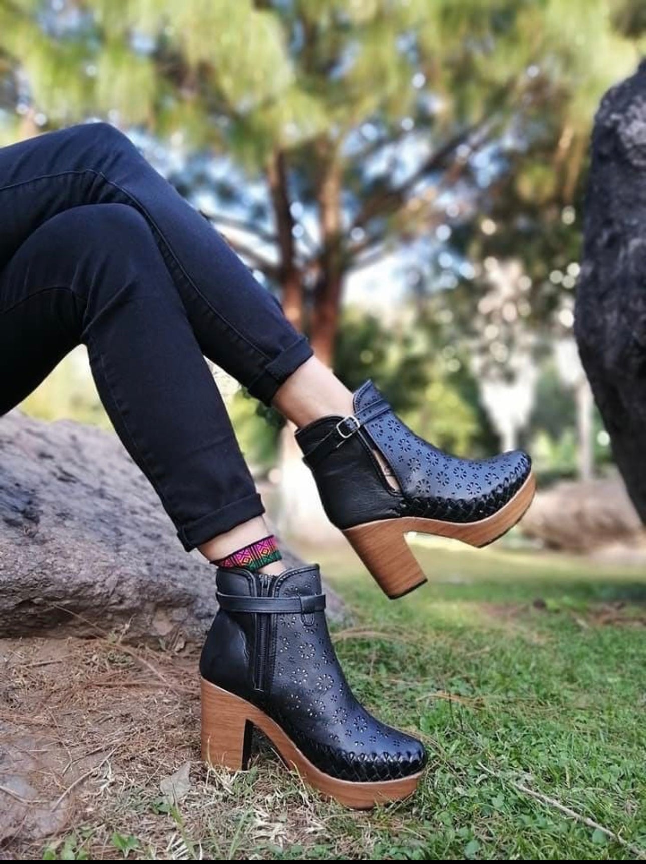 Botin Negro Lazer