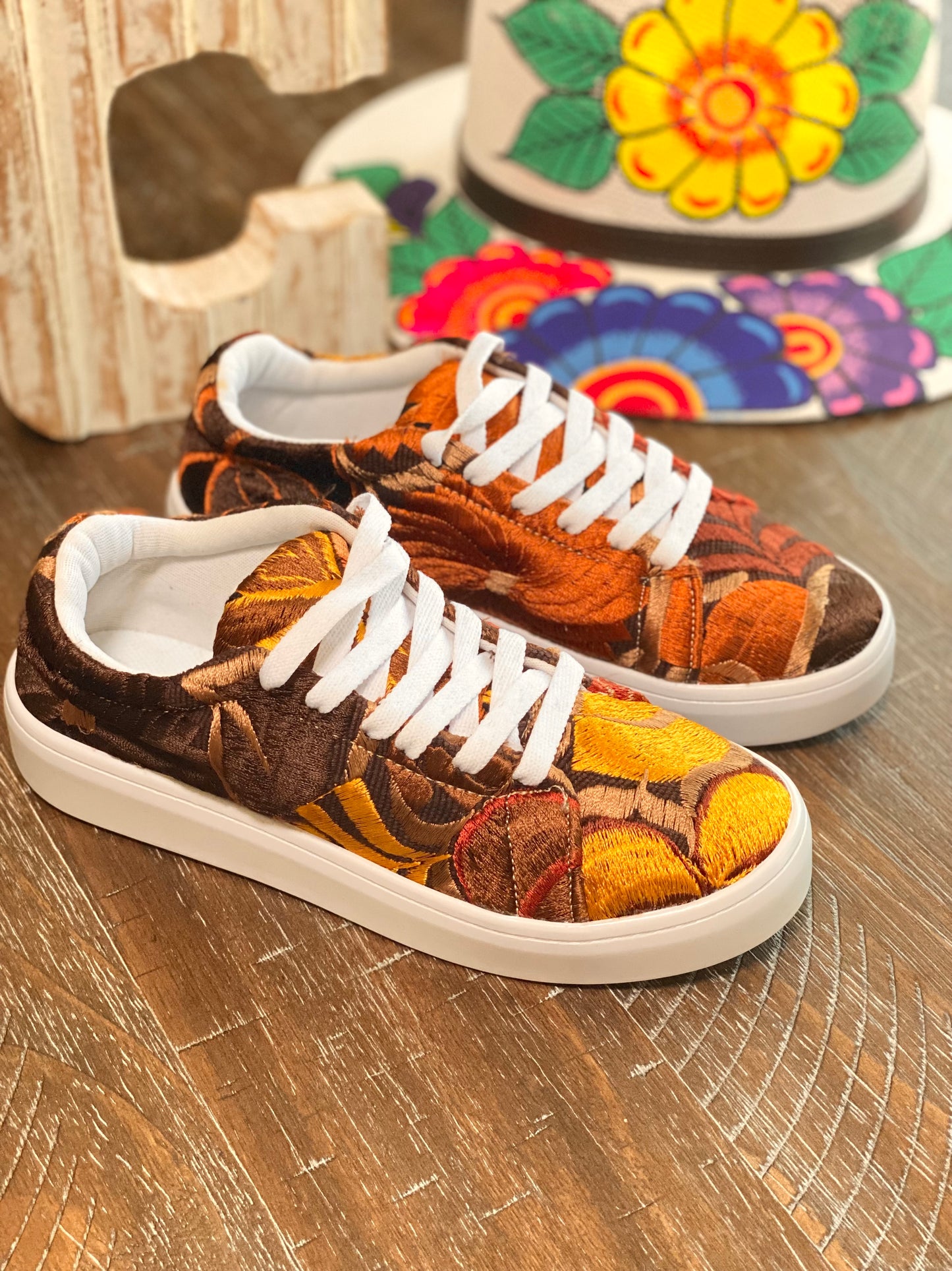 Chiapas embroidered sneakers (fall colors )