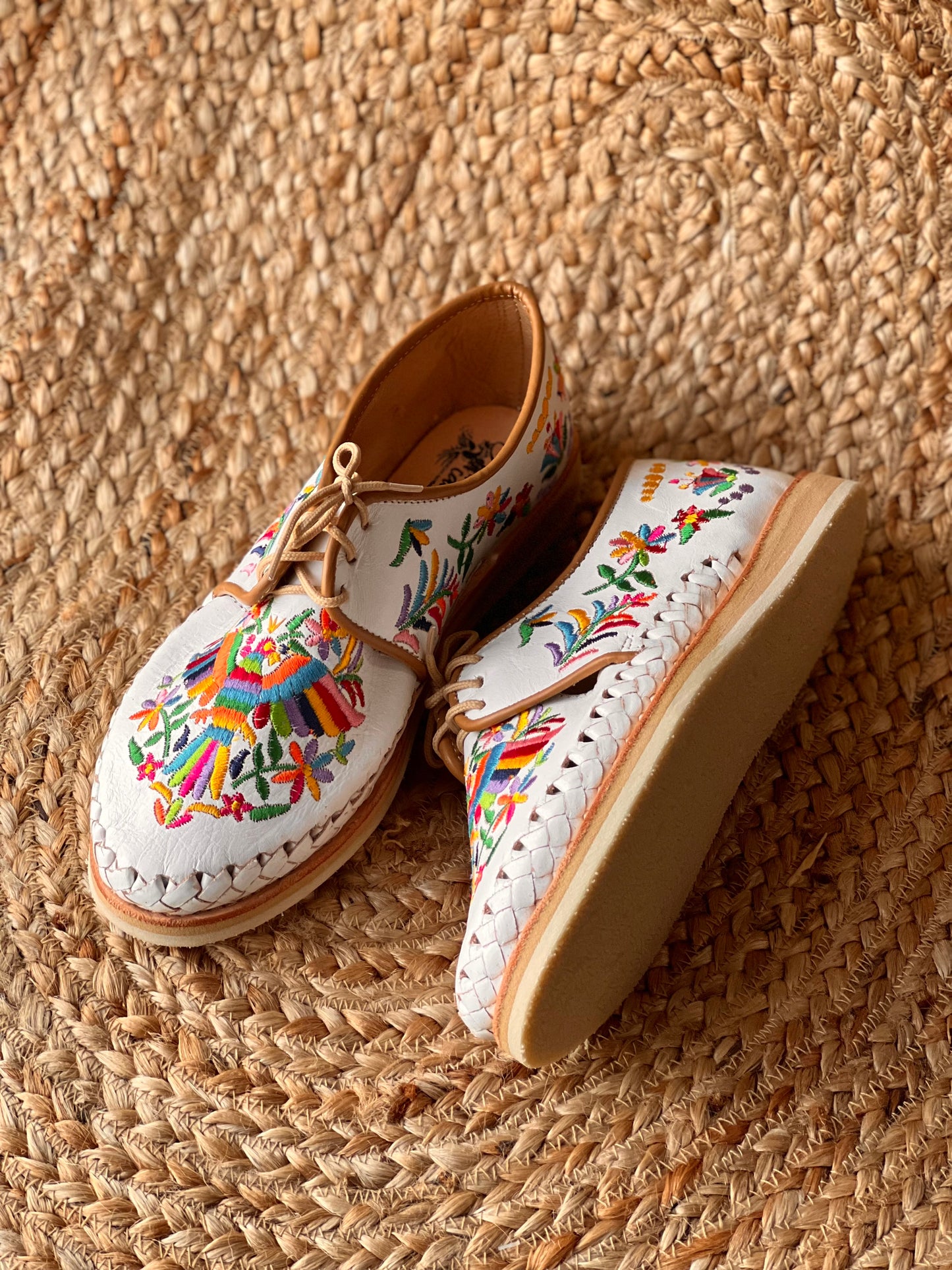 TENANGO (WHITE) Embroidery