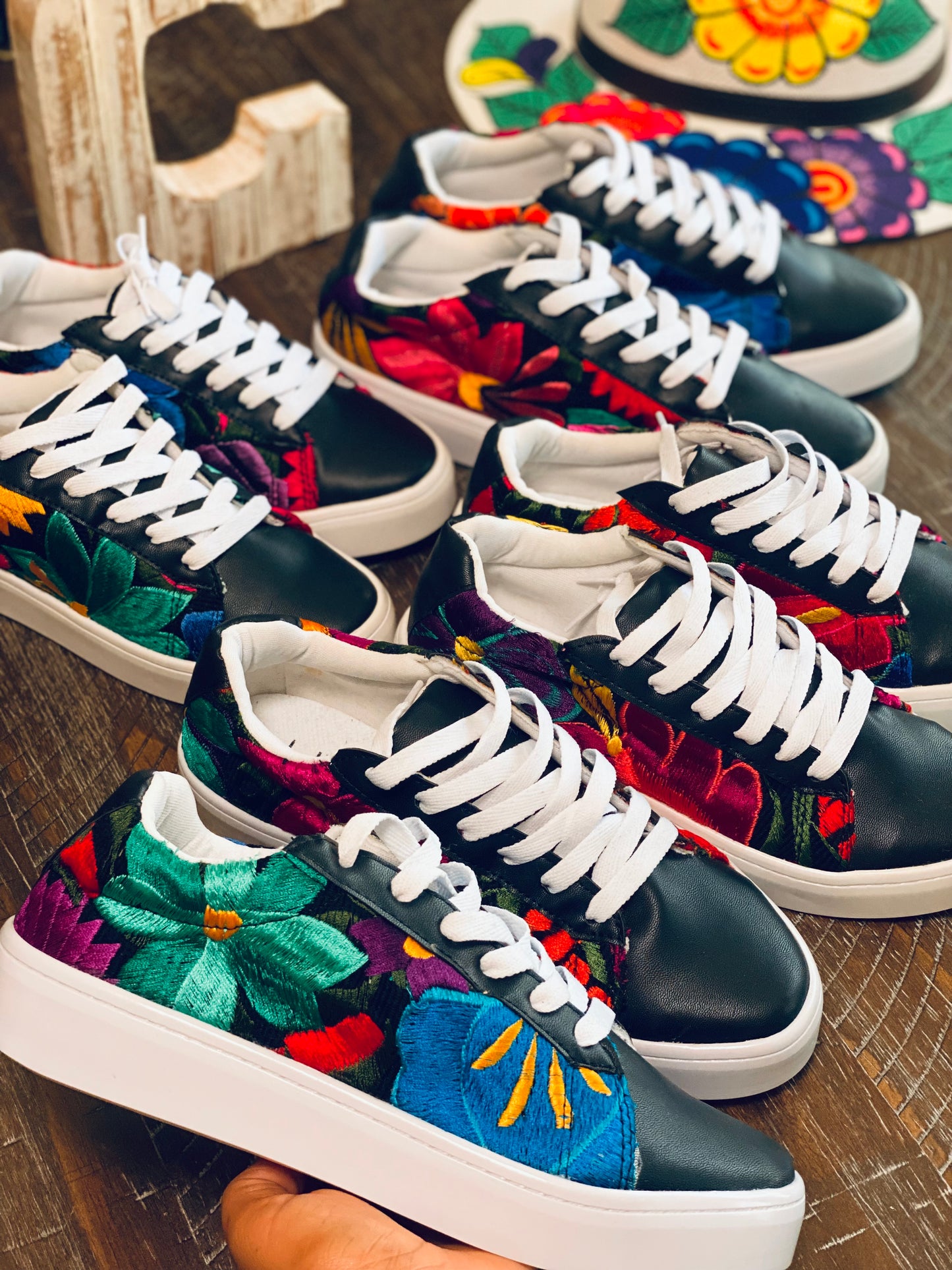Chiapas embroidered sneakers