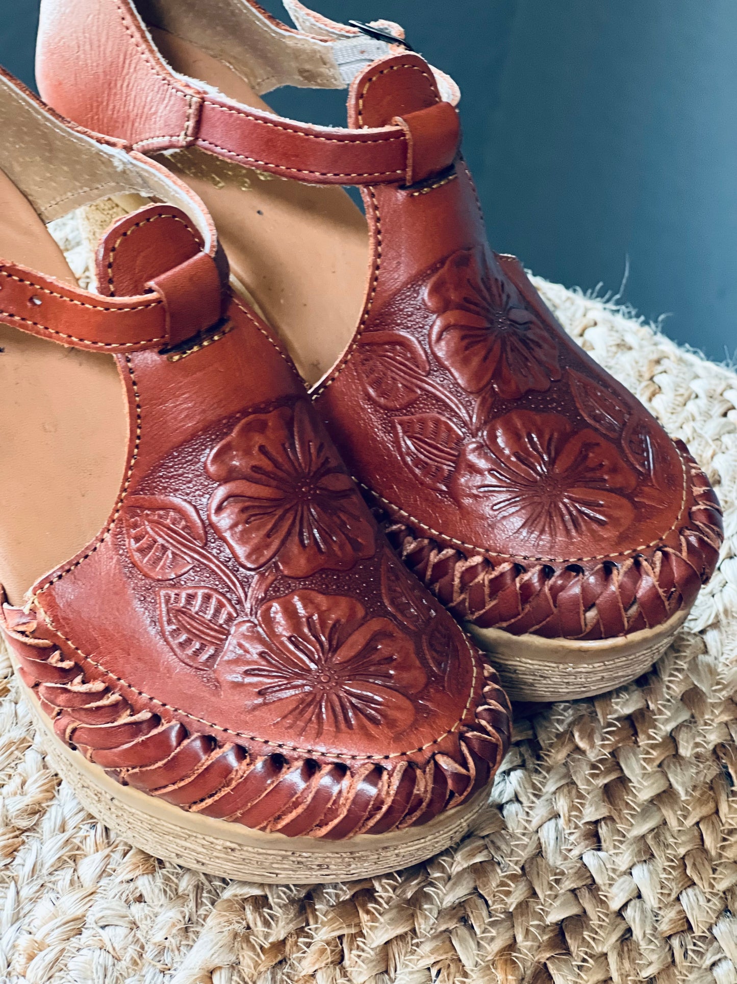 ADAMARI WEDGES