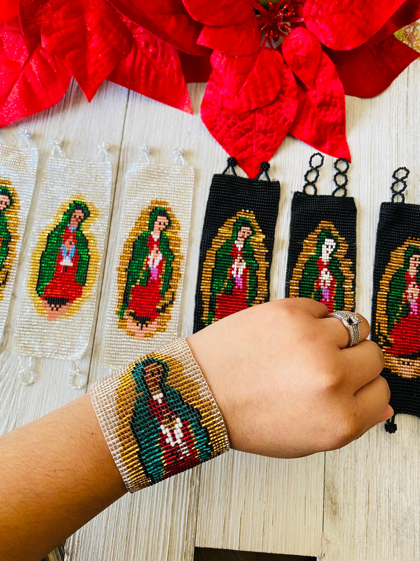 Maria Chaquira Bracelet (Pearl)