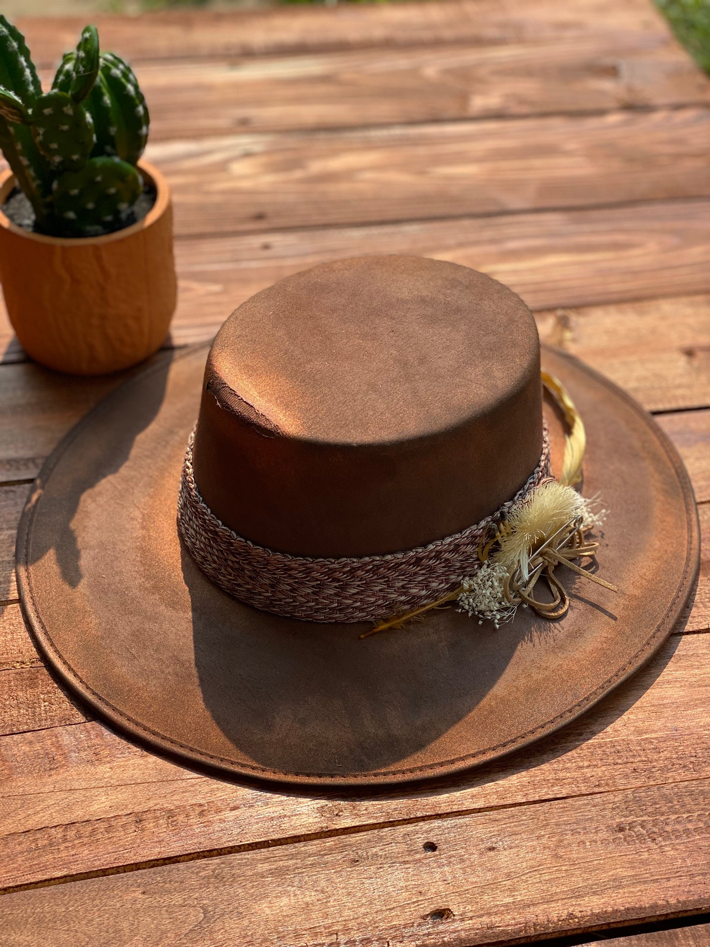 Invierto Hat