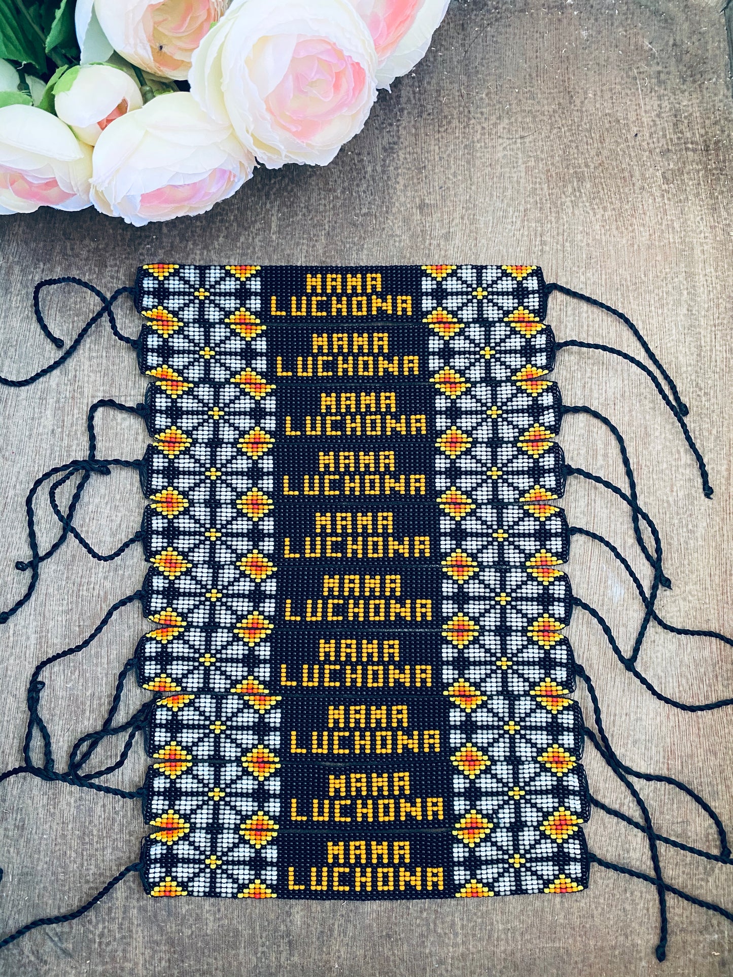 MATZUWA HUICHOL ANKLET MAMÁ LUCHONA