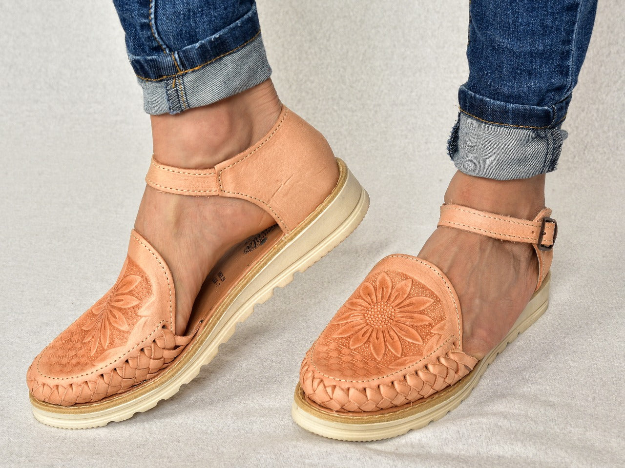 Tooled Sunflower Tan