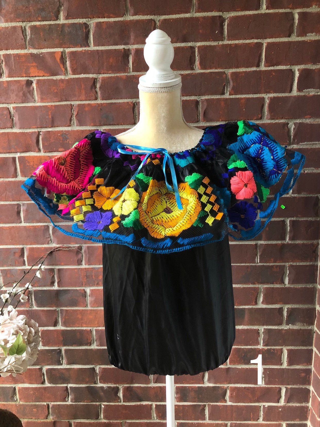 S-M  Chiapas Top, Mexican Chiapaneca Blouse, Fiesta Blouse, Cinco De Mayo Top, Off shoulders Mexican Blouse, S-M