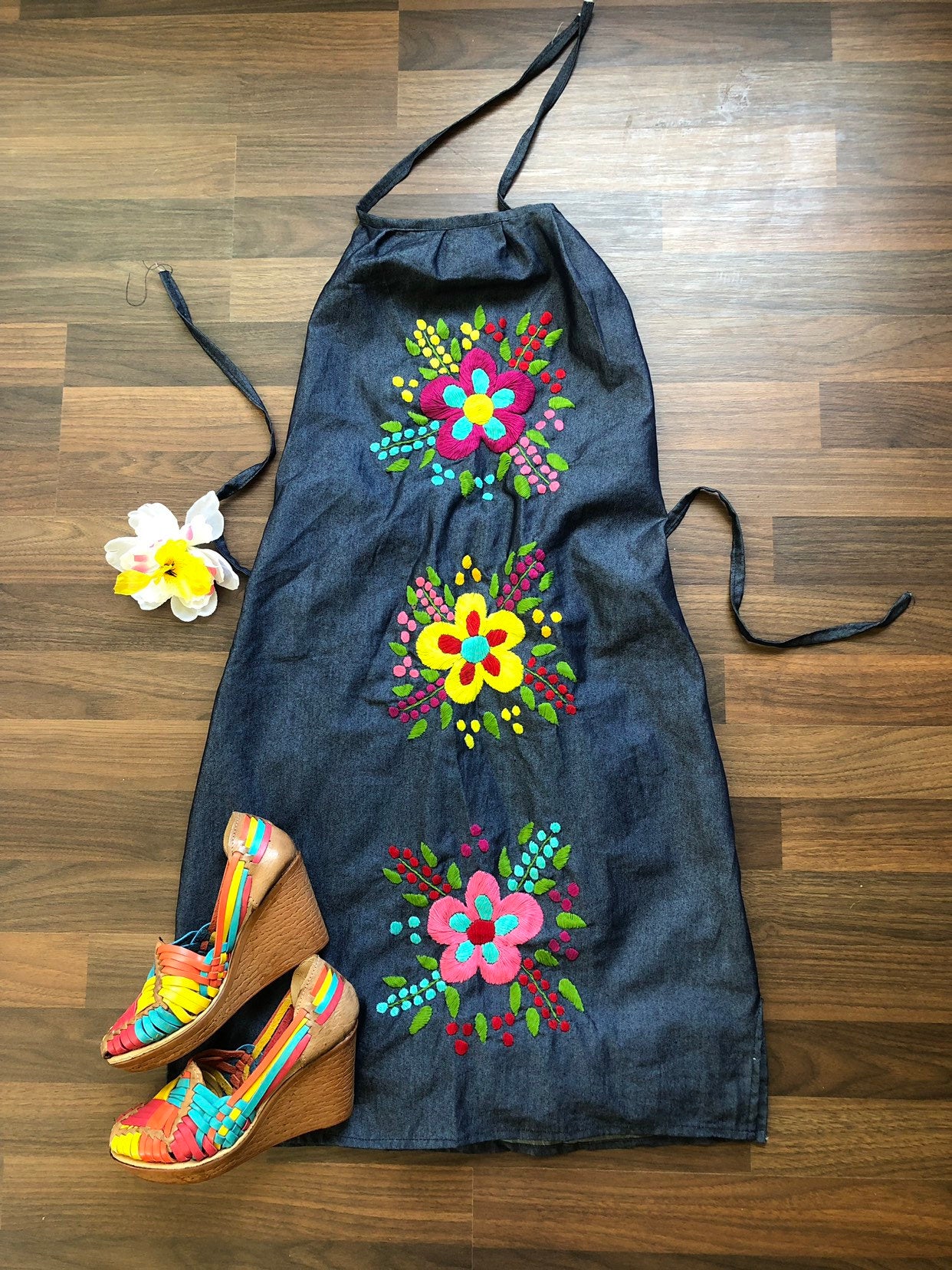 Mexican Hand Embroidery Dress- One size Small- median Fiesta Dress - Jean Mexican Dress