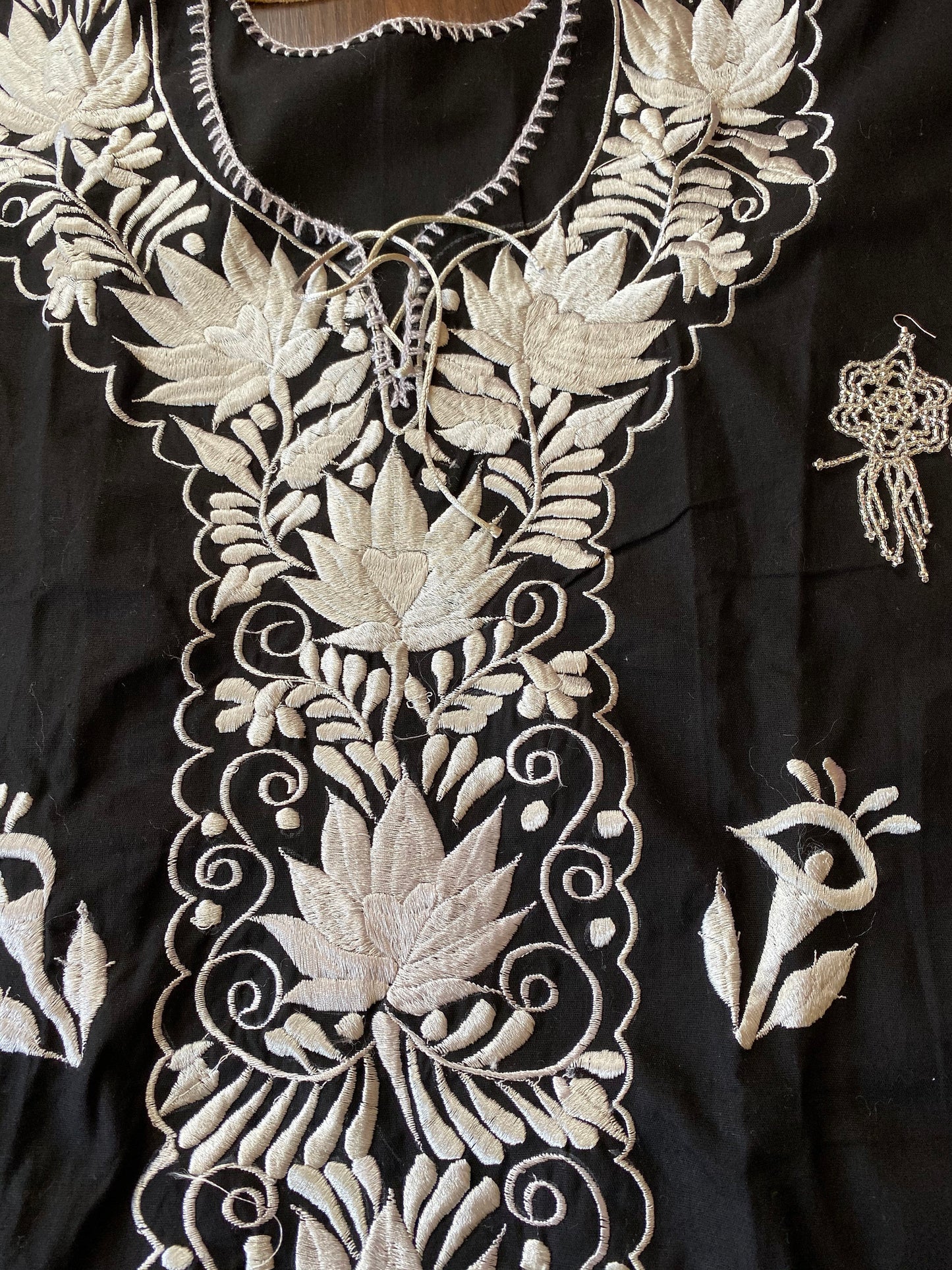 Mexican Kimono Dress- Embroidery Floral Dress- Fiesta Dress Small- Median