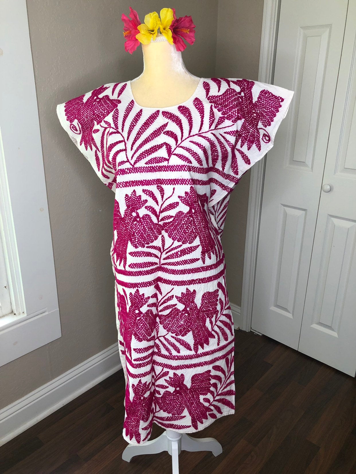 Oaxaca Mexican Huipil Dress - One Size- Hand Embroidery - Includes Bel Artesanias Camila Oaxaca Mexican Huipil Dress - One Size- Hand Embroidery - Includes Bel Artesanias Camila