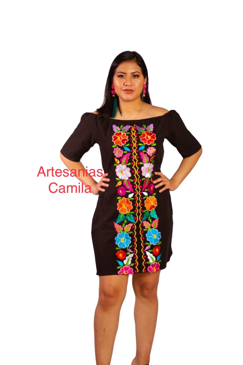 Karolina Dress- Embroidery Dress Small- Median