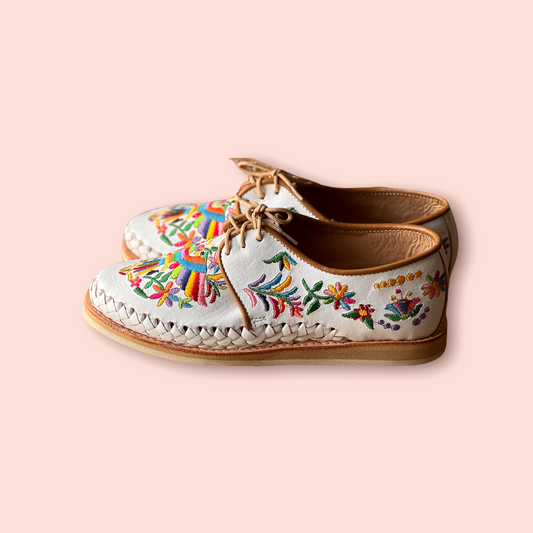TENANGO (WHITE) Embroidery