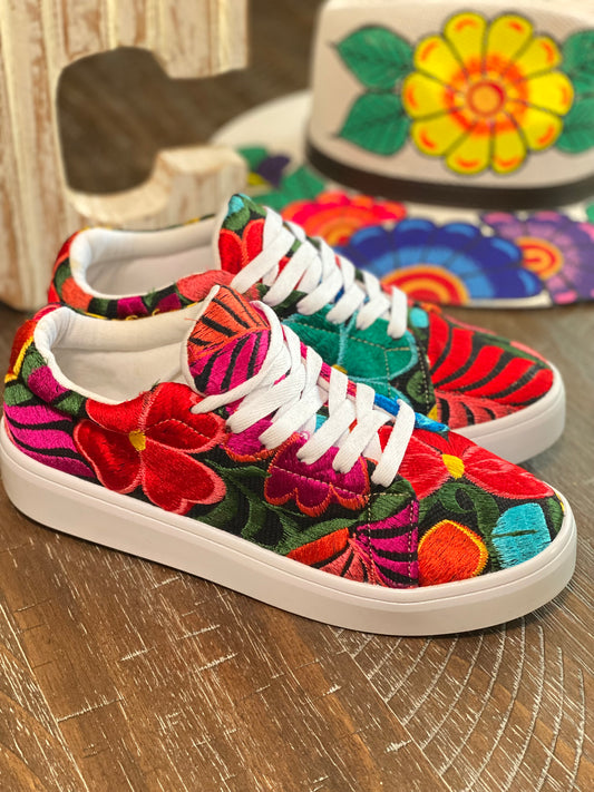 Chiapas embroidered sneakers (white/ rainbow)