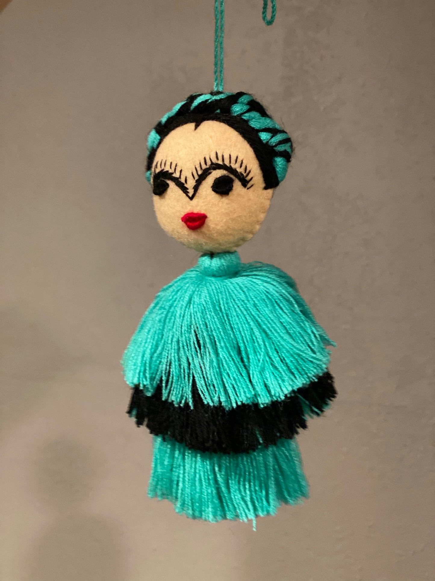 Frida POMPON